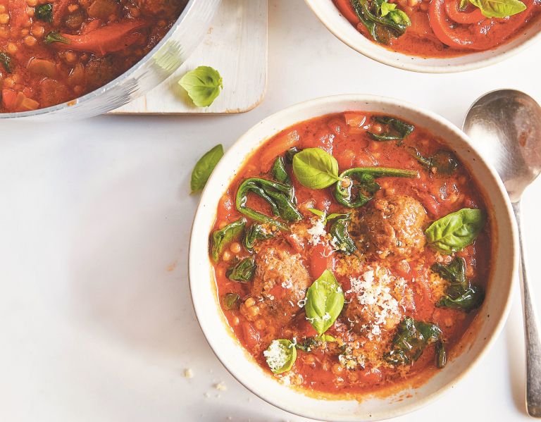 paradižnikova juha z mesnimi kroglicami