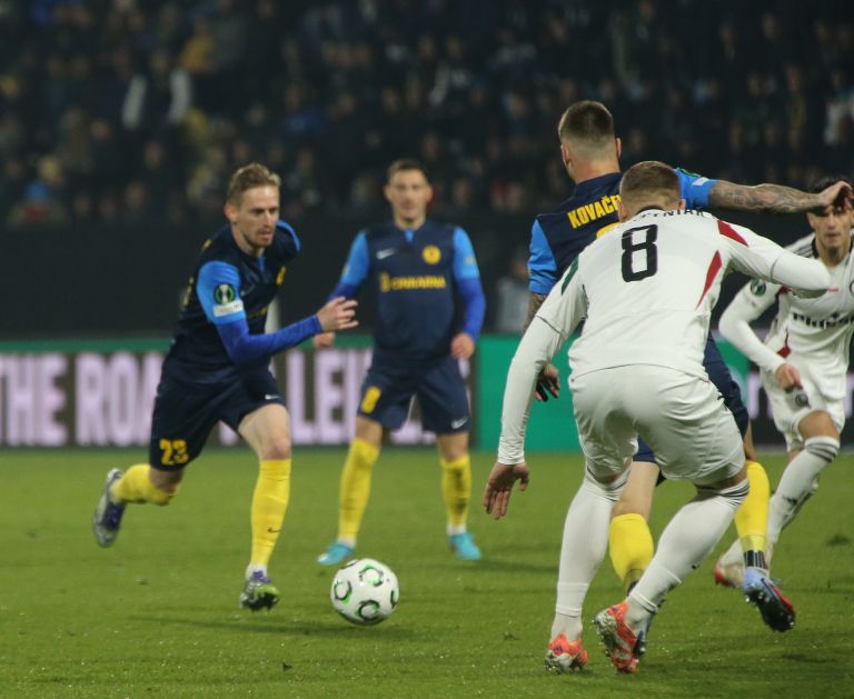 karničnik legia25.jpg