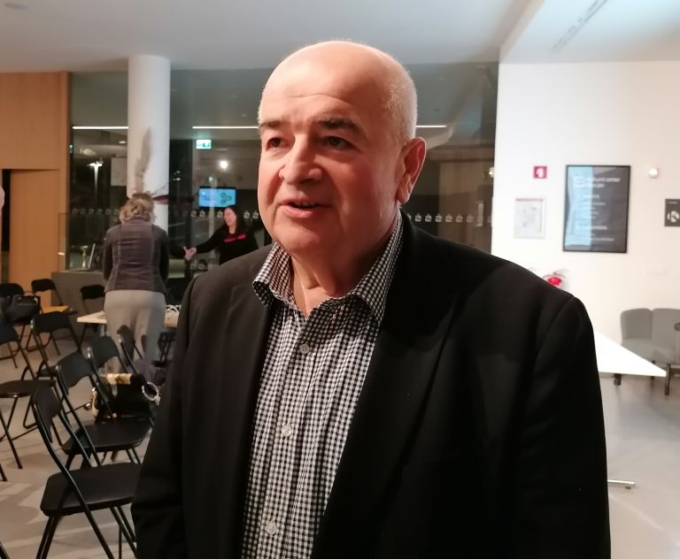 jana-lampe, skocjan, vodnjak