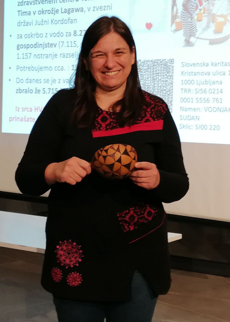 jana-lampe, skocjan, vodnjak