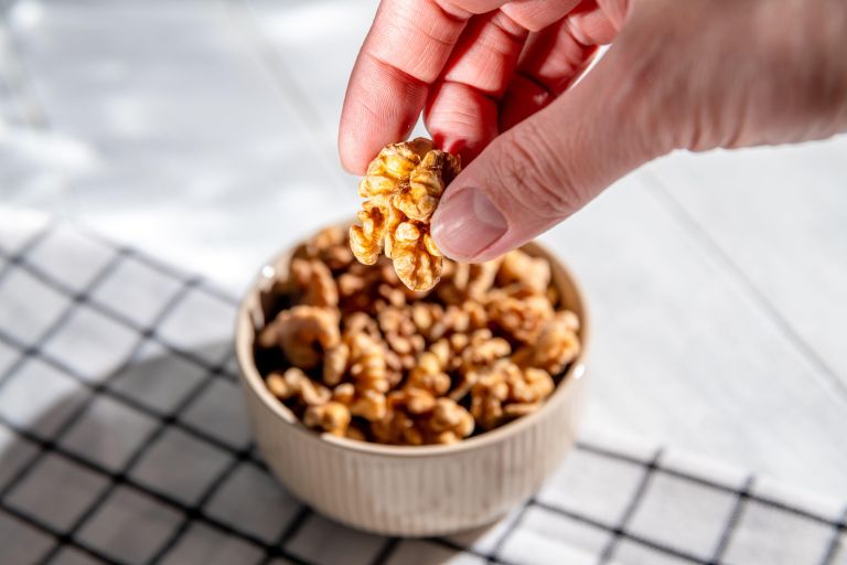 protivnetna-dieta, orehi, oreški