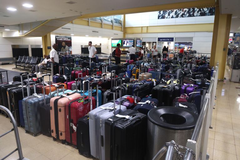 letališče, odpoved, čakanje, čakalnica, potnik, letalo, prtljaga