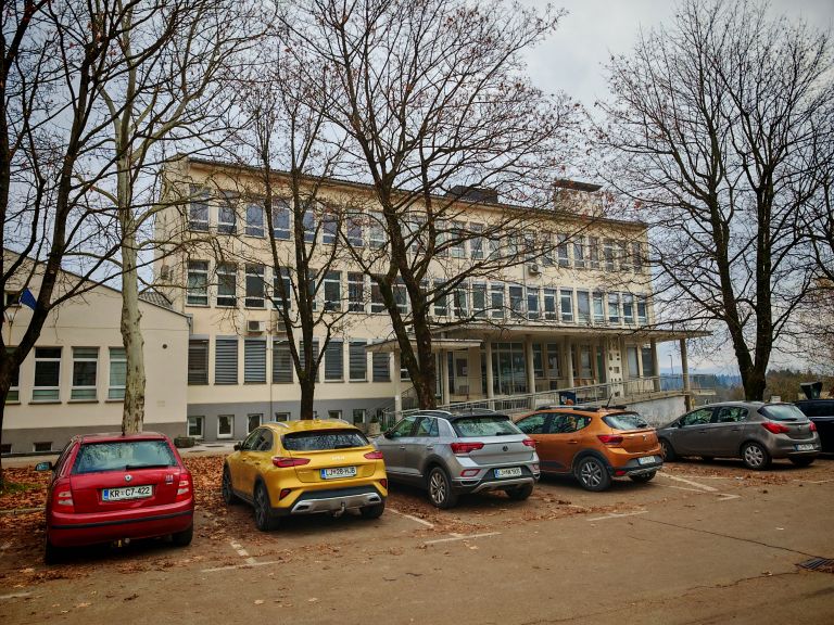 zd-kocevje, gimnazija-kocevje