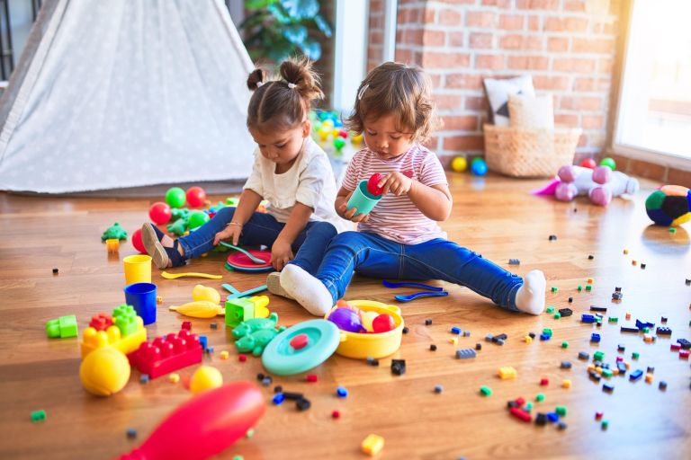 pospravljanje-igrac, organizacija