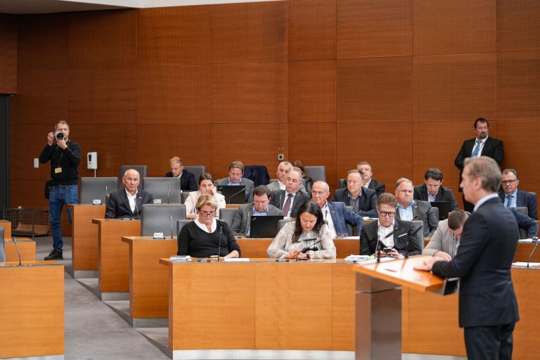 poslanci sds, robert golob.jpg