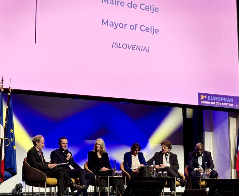 Župan Celja Matija Kovač na konferenci v Parizu