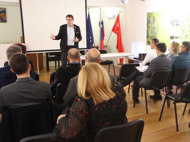 cebelarska-zveza-slovenije, regijski-obisk