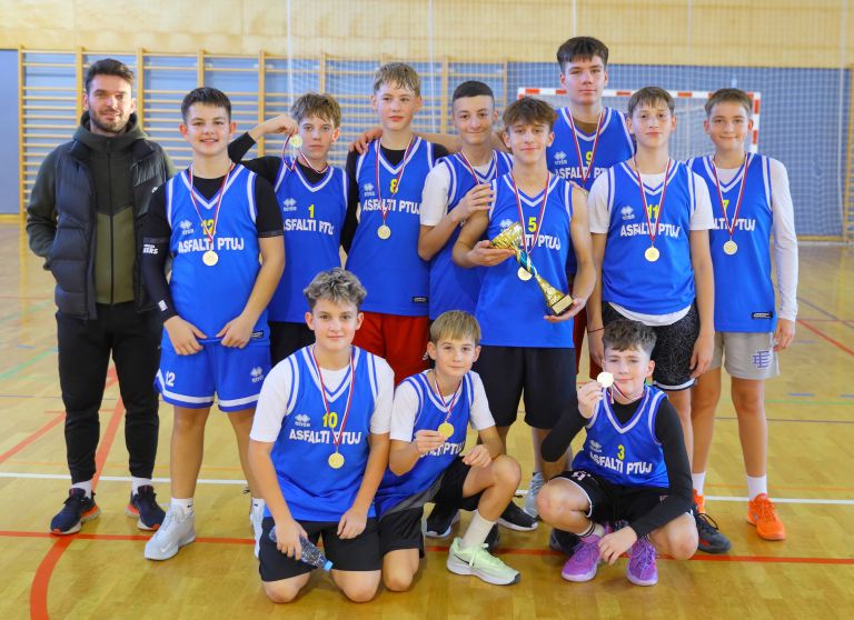 Košarka_MT_st_učenci_OŠ Mladika_SPLET.jpg