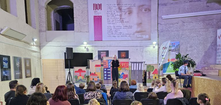 trajnostno-v-knjiznico