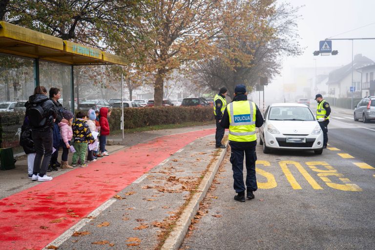 ulična-akcija, otroci-za-varnost-v-prometu-2025