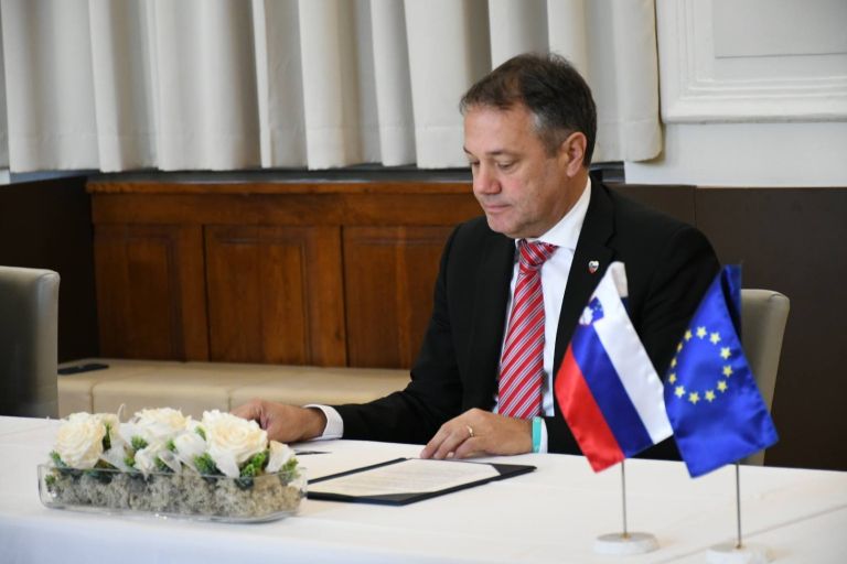 pismo-o-nameri, manjsina, narodnostno-mesano-obmocje, matej-arcon, aleksander-jevsek, peter-szijjarto