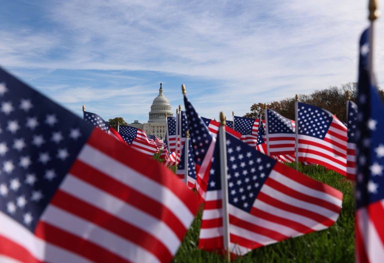 ameriške zastave.jpg