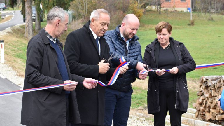 obcina-moravske-toplice, prenovljena-cesta, predaja-gasilskega-vozila