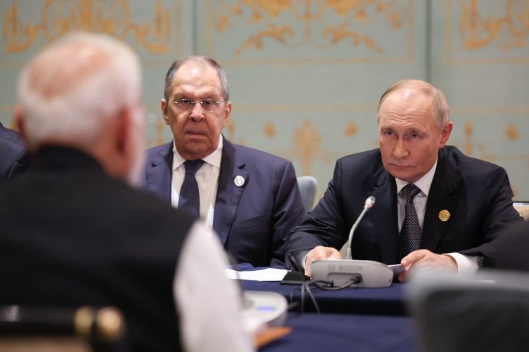 sergej lavrov, vladimir putin.jpg