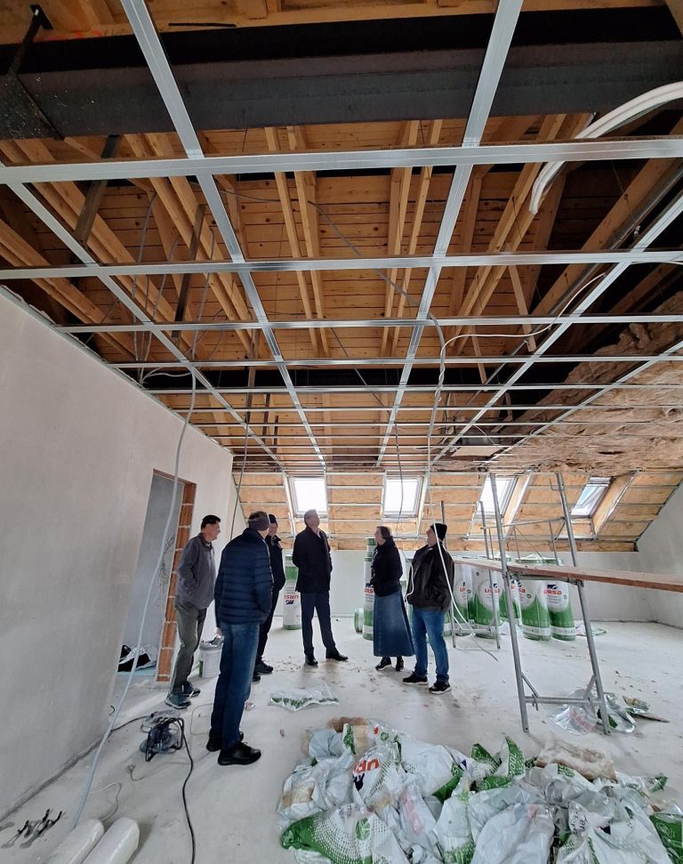 vecnamenski-dom-arnovo-selo, krajani, gasilci, brezice, os-artice