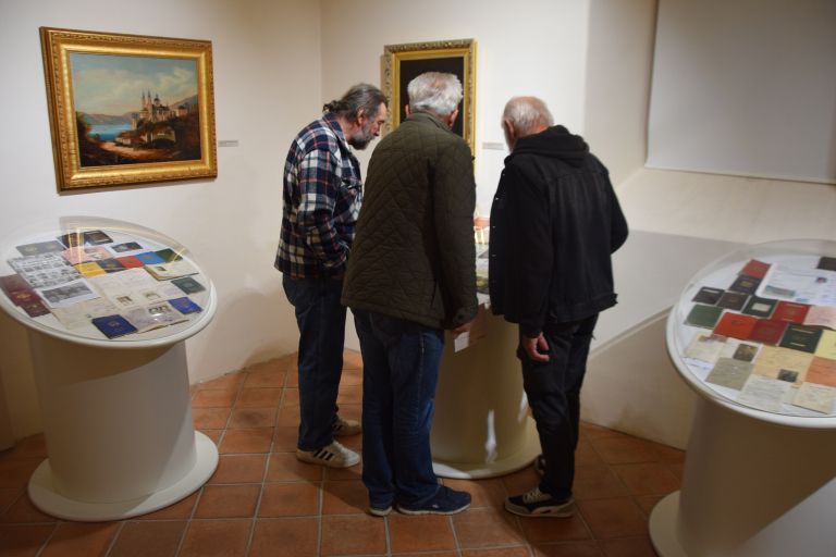 zlatko-šajhar, potne-listine, razstava