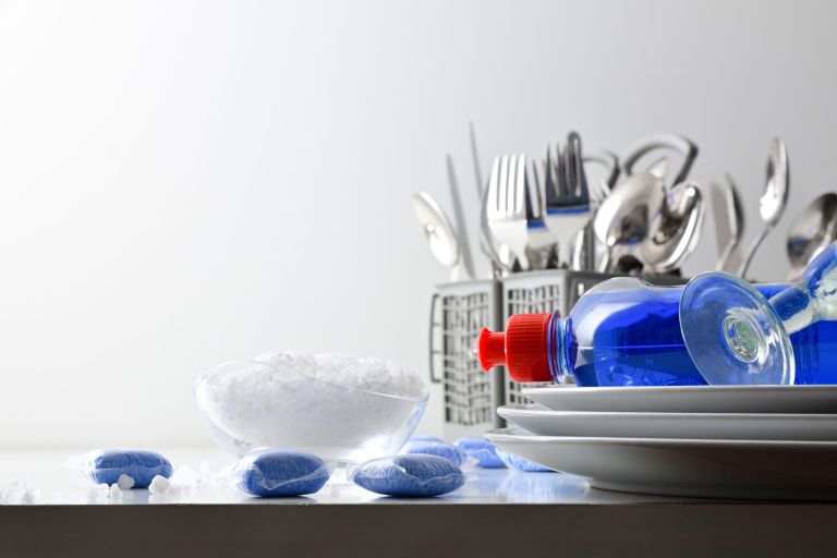 pomivalni-stroj-predalcki