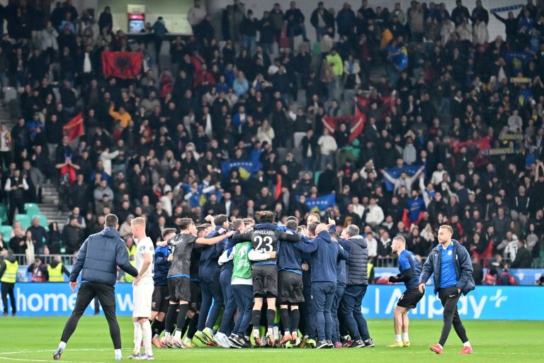 navijaci-kosovo-stozice