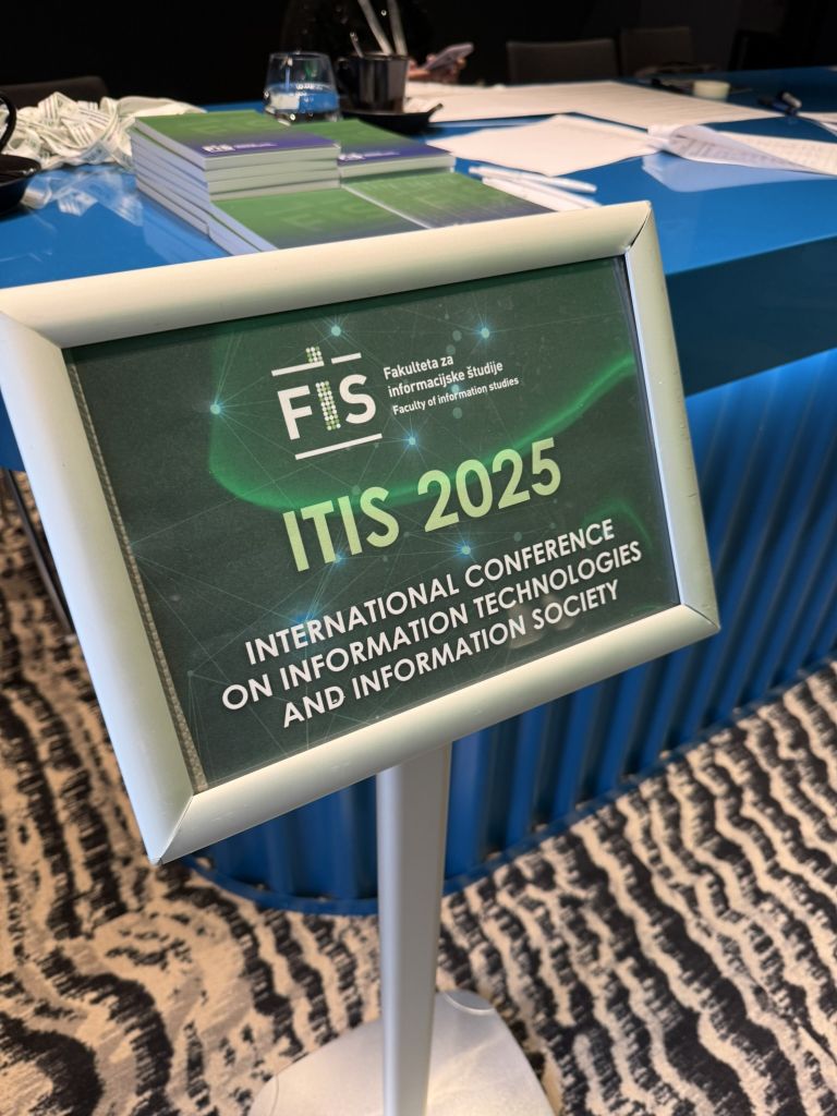 fis, umetna-inteligenca