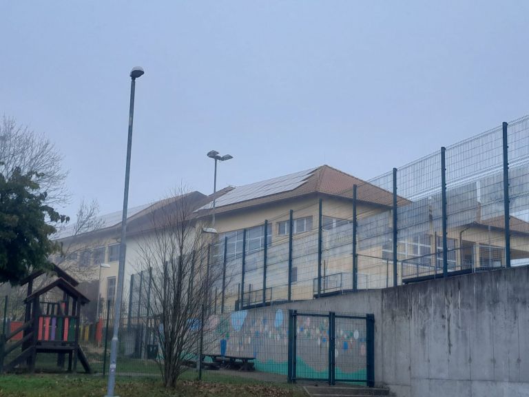 hb Sončna elektrarna OŠ Sveta Trojica.jpg