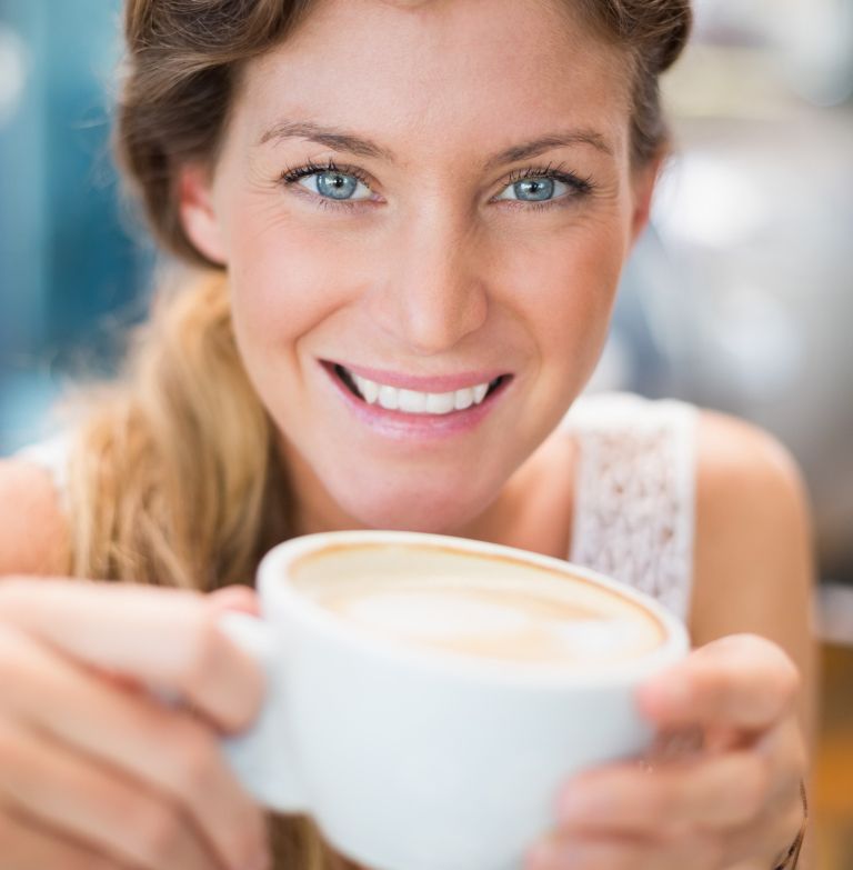 kava, pitje kave, pokončna