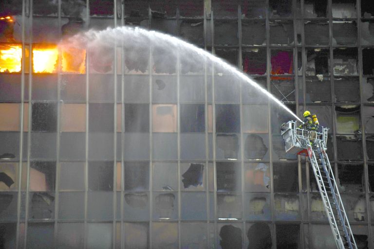 vjesnikov-neboticnik, pozar, zagreb