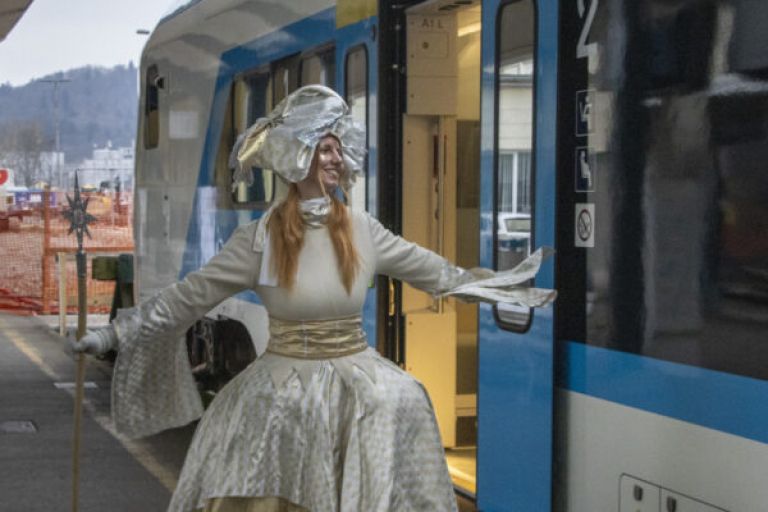 čarobni december, potovanje z vlakom