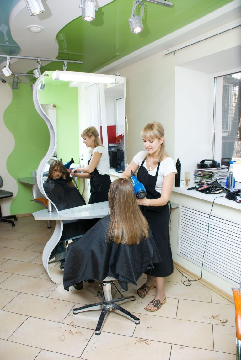 frizerka, salon, lasje, frizura, stranke