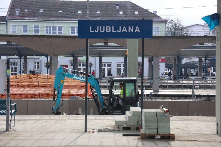 zelezniska-postaja-ljubljana, ogled, bratusek