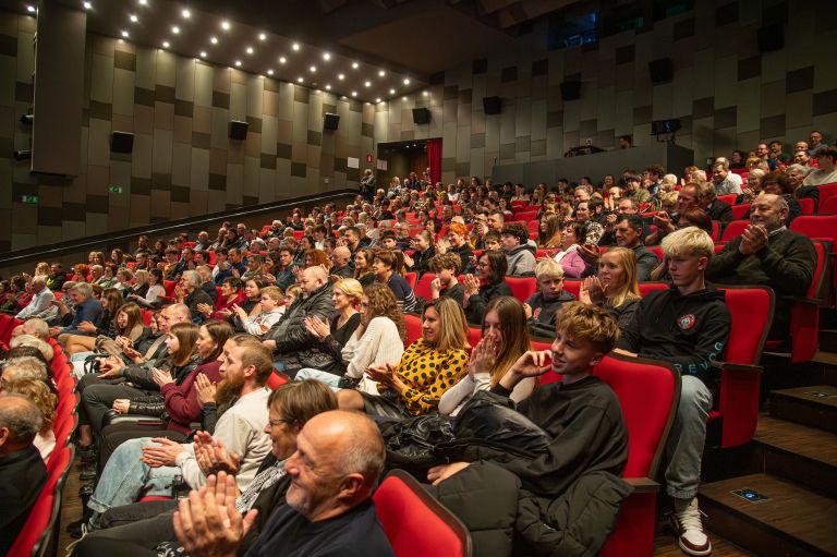 premiera-filma-ida, ki-je-tako-grdo-pela