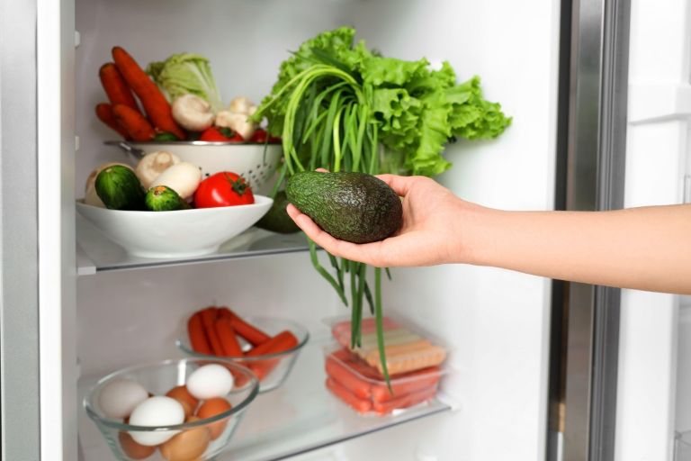 sveza-zelenjava, papirnata-brisaca, hladilnik