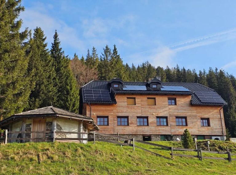 doma na smrekovcu.jpg