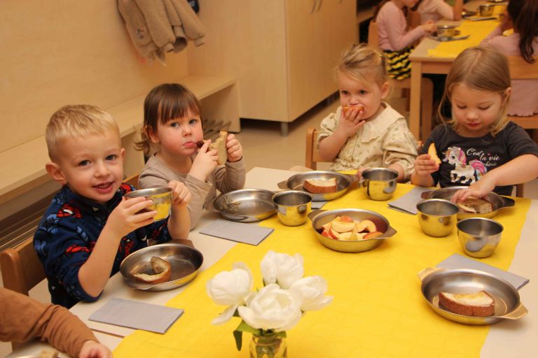 tradicionalni-slovenski-zajtrk, os-in-vrtec-otocec