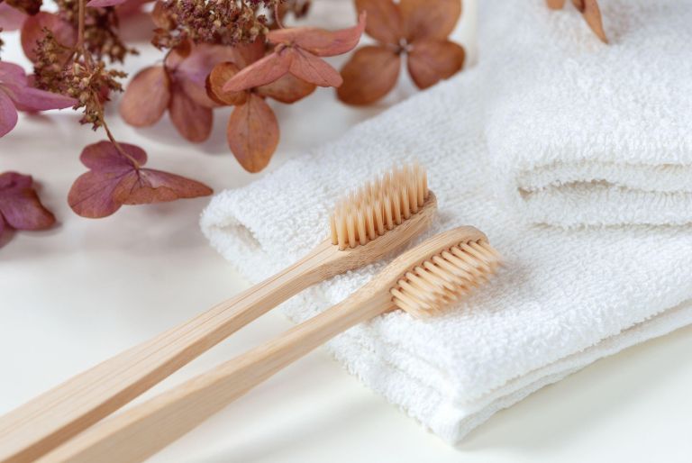 eko, zobna-scetka, trajnost