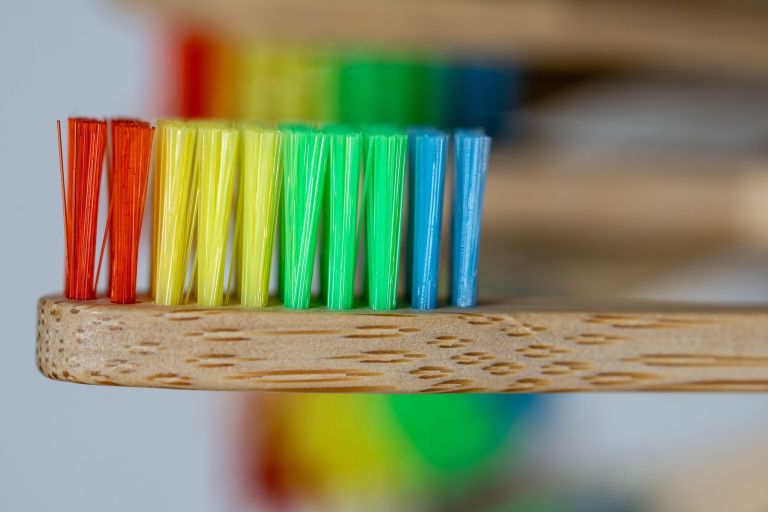 eko, zobna-scetka, trajnost