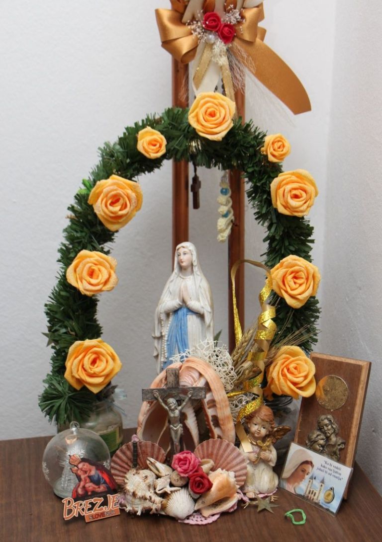 stoletnica, terezija-krevs