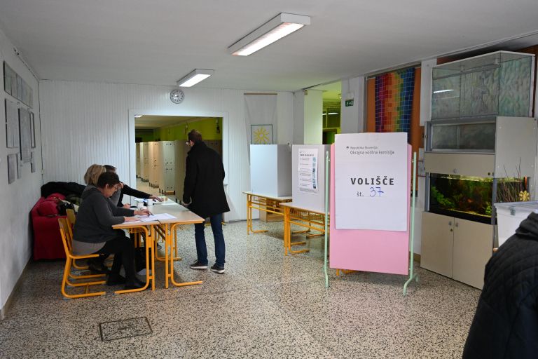 referendum-o-zakonu-o-pomoči-pri-prostovoljem-končanju-življenja.