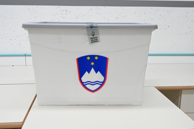 referendum-o-zakonu-o-pomoči-pri-prostovoljem-končanju-življenja.