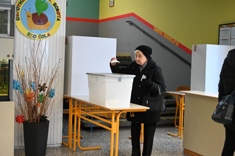 referendum-o-zakonu-o-pomoči-pri-prostovoljem-končanju-življenja.