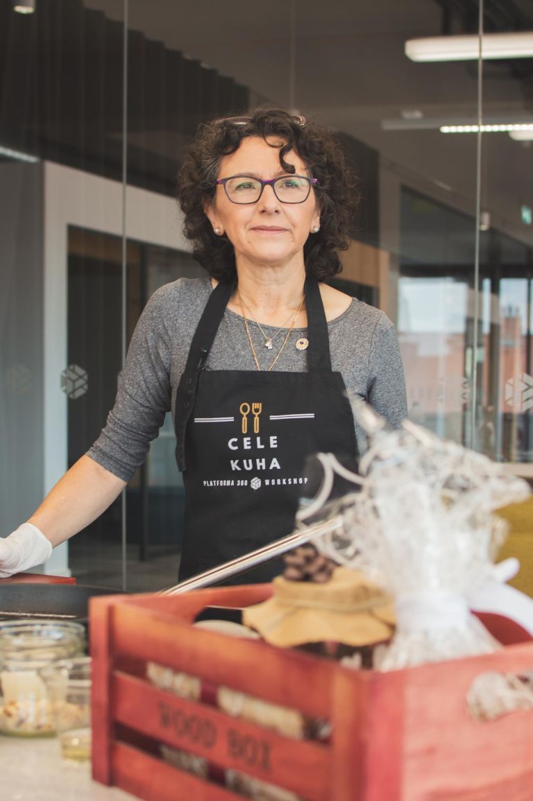 kuhinjaPetra Zlatoper _1_osebni arhiv.jpg