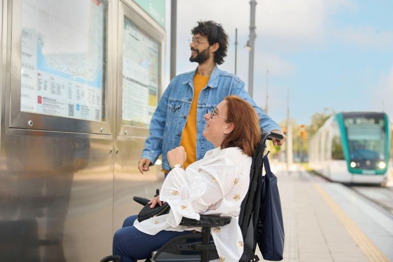 invalid dostop vlak.jpg