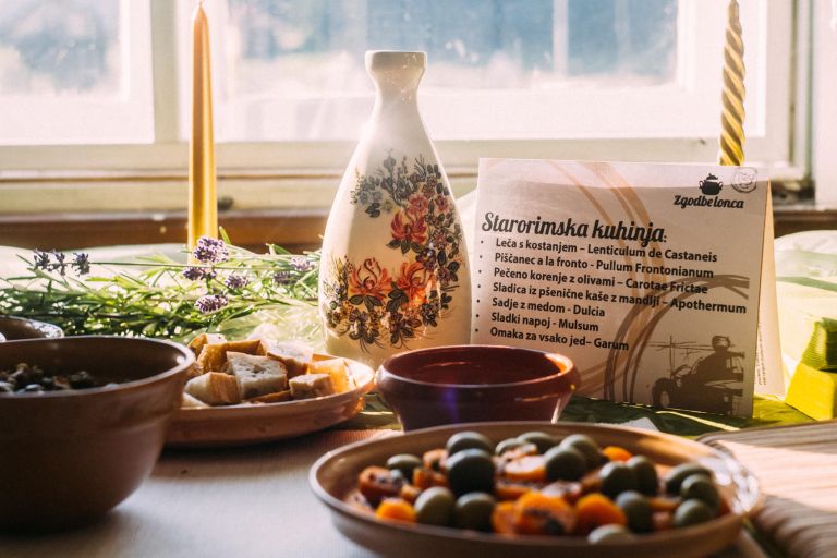 kuhinja1Starorimske jedi_FOTO NIKA OREMUŽ.jpg