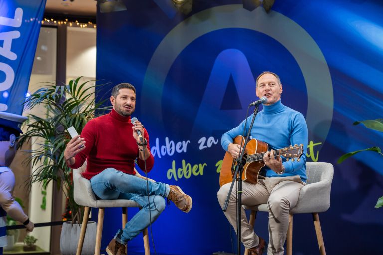 jernej tozon - odrezi jozeta stran.jpg