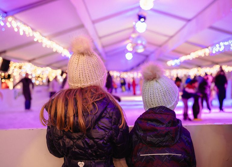 vrhnika, veseli december