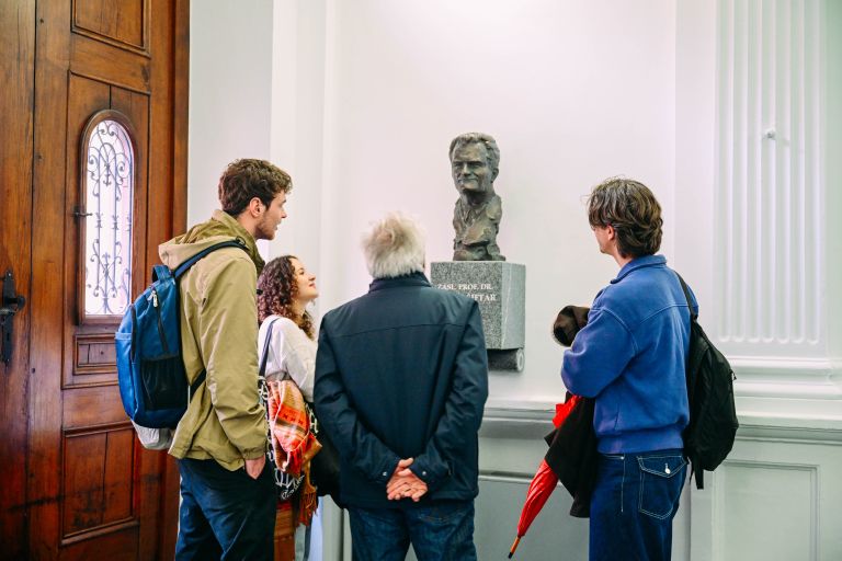 vanek-siftar, doprsni-kip, pravna-fakulteta-univerze-v-mariboru