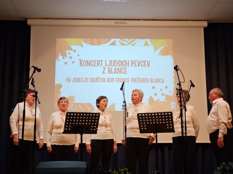 Ljudski pevci Blanca.jpg