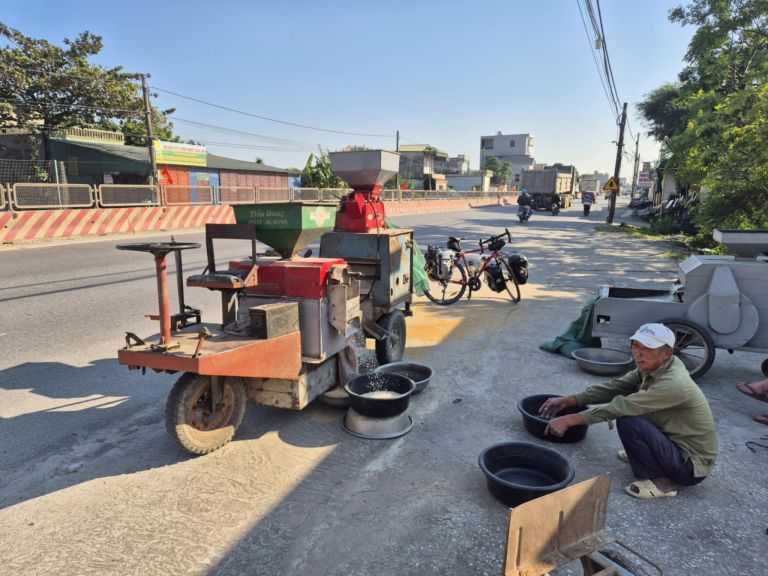 silvo-sitnik-s-kolesom-tokrat-po-jugovzhodni-aziji, kolesarska-avantura-2025