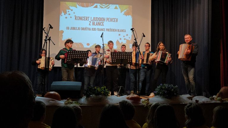 kud-france-preseren-blanca