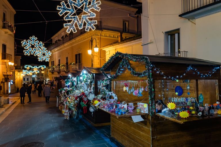 december praznik nakupovanje tržnica