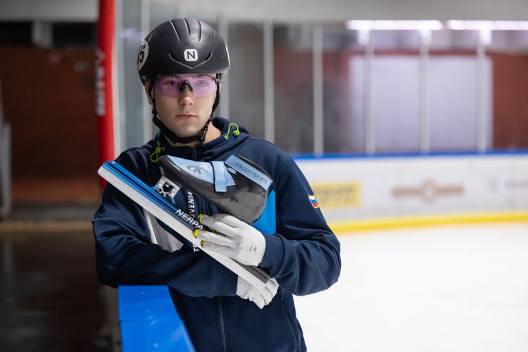 praznicna-petica, priloga, novi-tednik